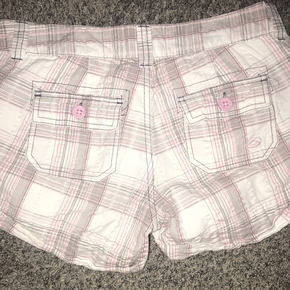 Kirra plaid shorts - Picture 2 of 7